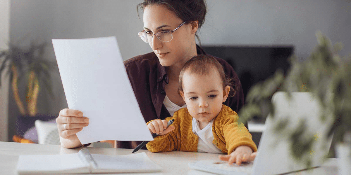 Lee más sobre el artículo ParentBank: Puesta en marcha de la formación en línea para profesionales que dan apoyo a madres y padres solteros en la enseñanza de habilidades de lectura, escritura, numéricas, empresariales y digitales
